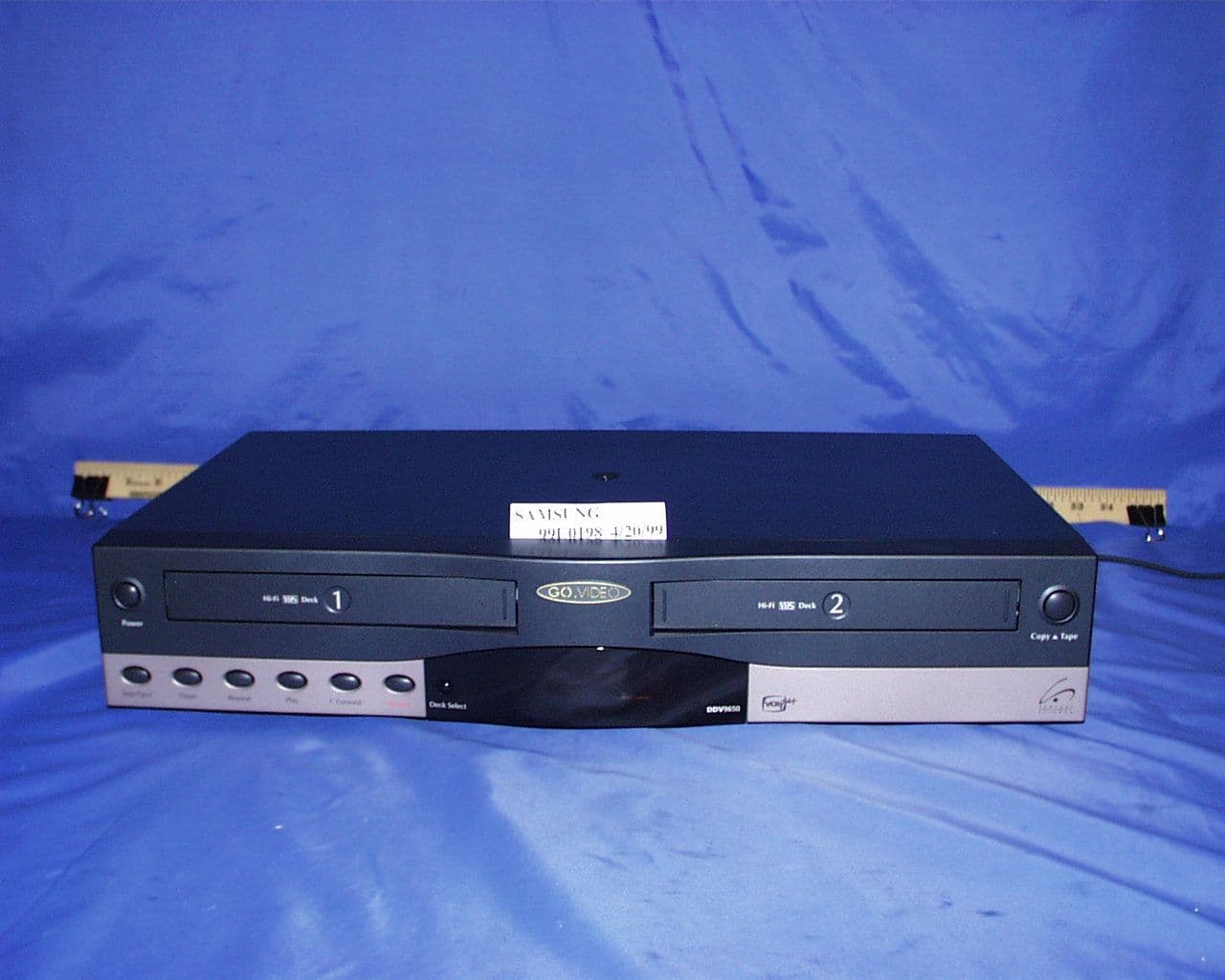 Video Cassette Recorder - FCC ID A3LDDV99 - Samsung Electronics Co Ltd