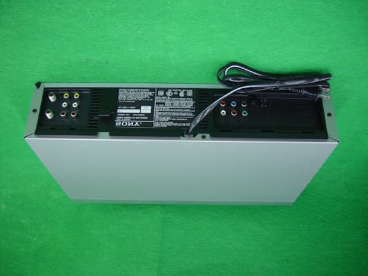 DVD Player/Video Cassette Recorder - FCC ID A3LDIVA2BD - Samsung Electronics Co Ltd (2)