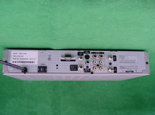 Digital Satellite Receiver - FCC ID A3LDSB4700F - Samsung Electronics Co Ltd (1)