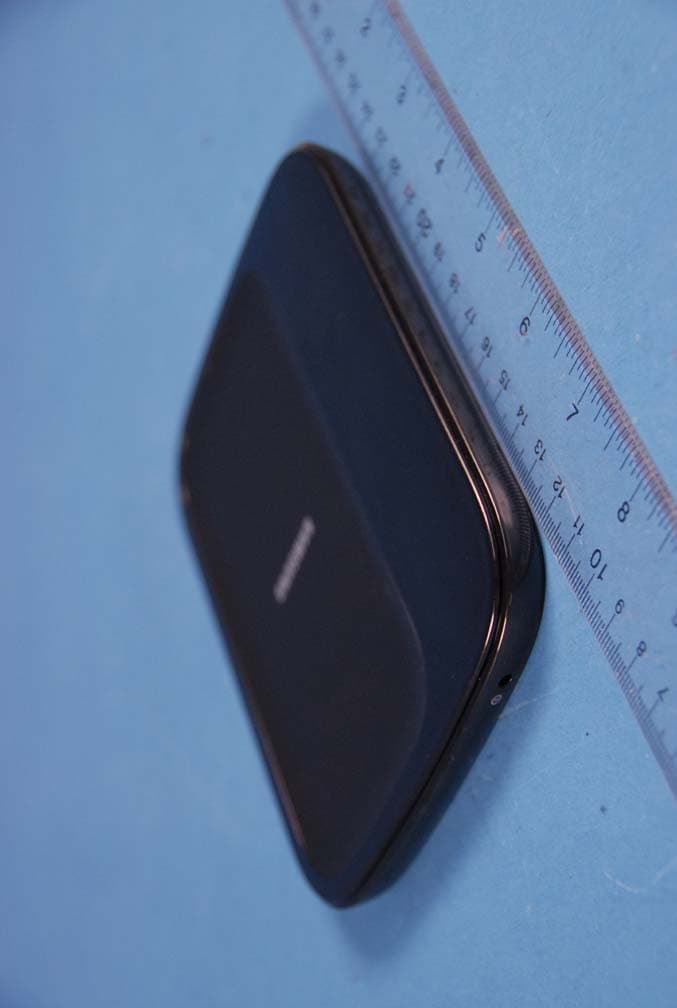 Wireless Charging Pad - FCC ID A3LEADS10EBE - Samsung Electronics Co Ltd (1)