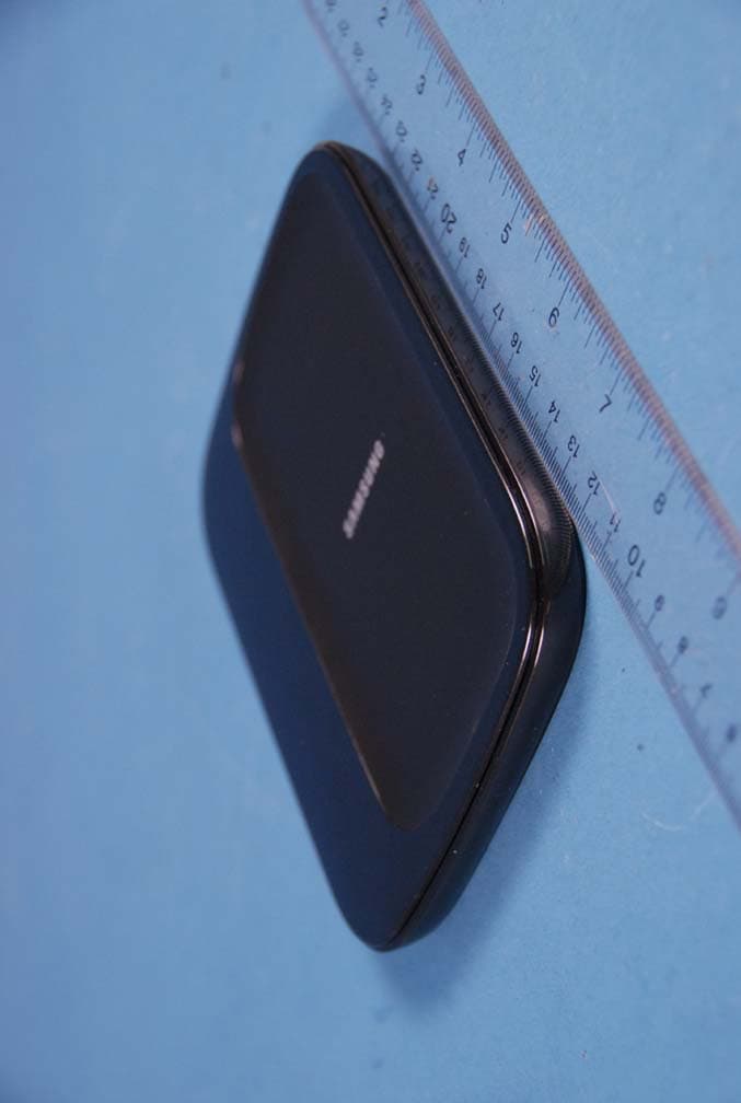 Wireless Charging Pad - FCC ID A3LEADS10EBE - Samsung Electronics Co Ltd (2)