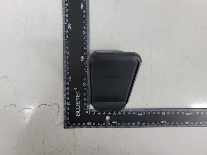 WIRELESS CHARGER - FCC ID A3LEP-N5200 - Samsung Electronics Co Ltd (2)