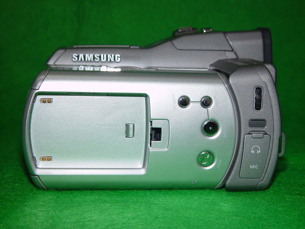 Digital Camcorder - FCC ID A3LGAMMA - Samsung Electronics Co Ltd (2)