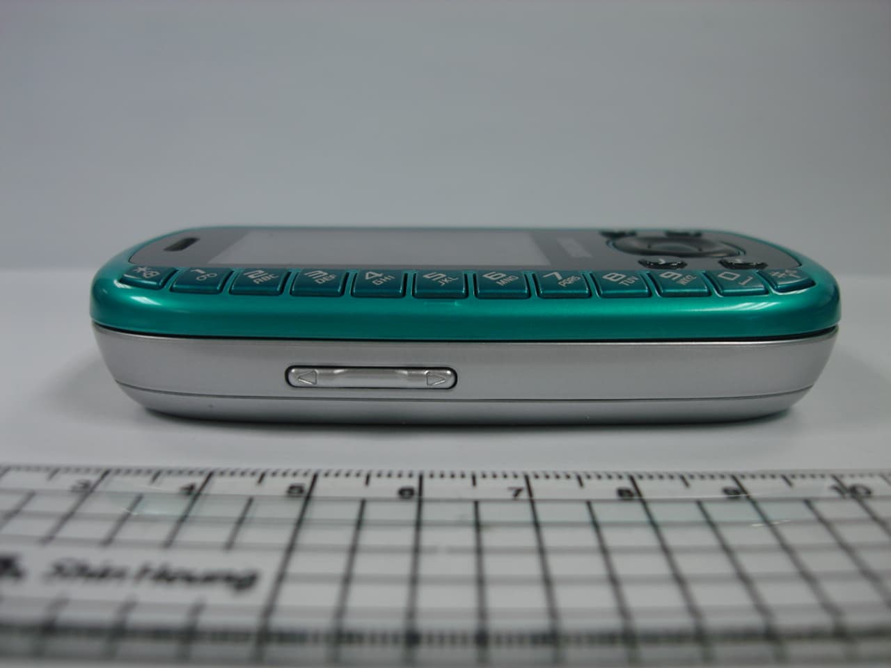 Cellular/ PCS GSM Phone with Bluetooth - FCC ID A3LGTB3310I - Samsung Electronics Co Ltd (1)