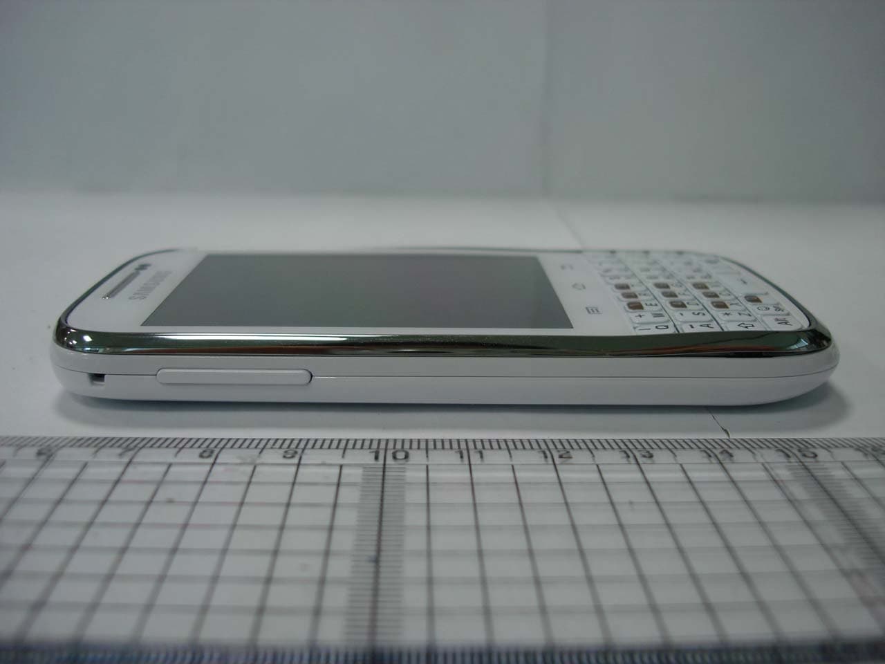 Portable Handset - FCC ID A3LGTB5330B - Samsung Electronics Co Ltd (2)