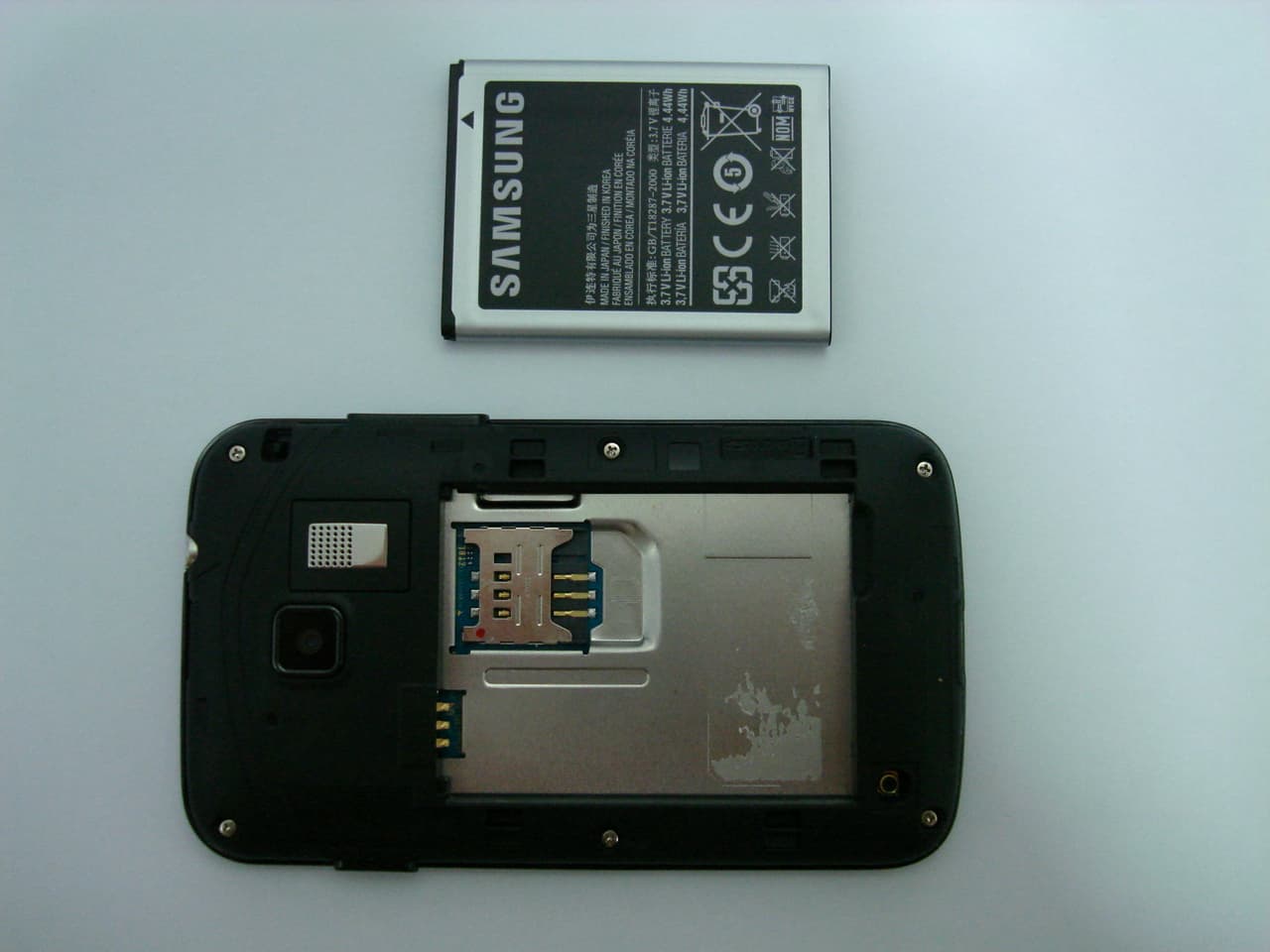 Cellular/PCS GSM Phone with WLAN and Bluetooth - FCC ID A3LGTB5510 - Samsung Electronics Co Ltd (3)