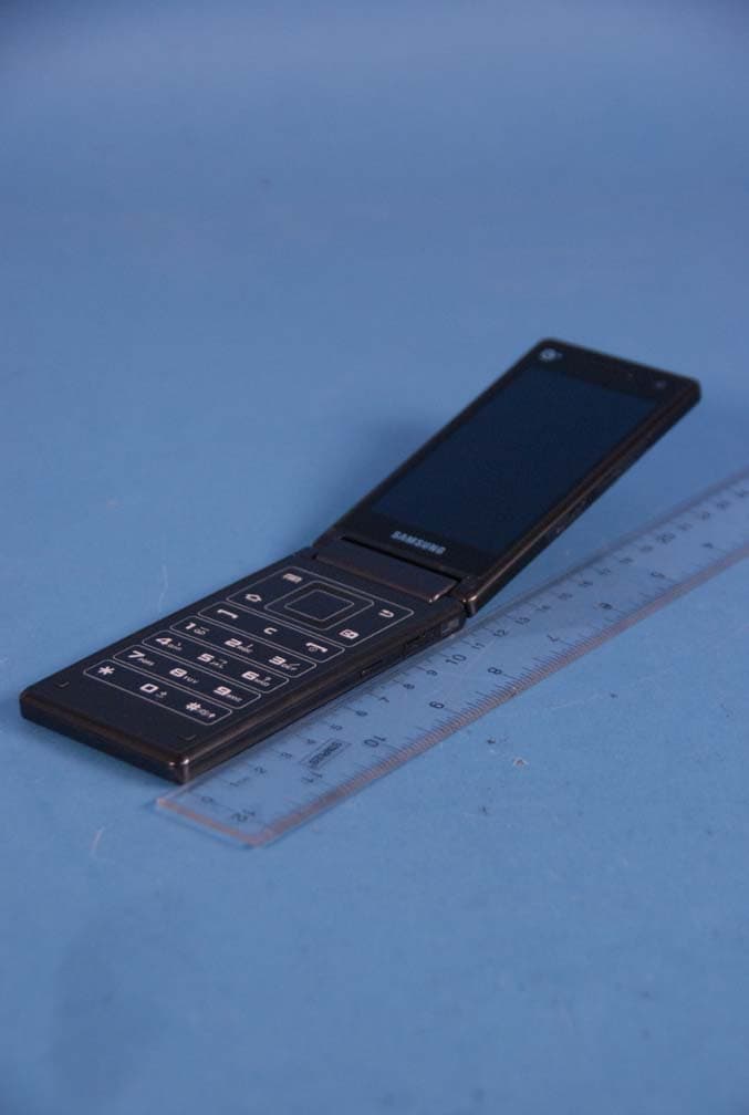 PCS GSM/EDGE Phone with WLAN and Bluetooth - FCC ID A3LGTB9388 - Samsung Electronics Co Ltd (2)