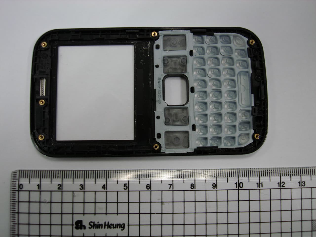 850/1900 GSM/GPRS PHONE WITH BLUETOOTH AND WLAN - FCC ID A3LGTC3222W - Samsung Electronics Co Ltd (2)