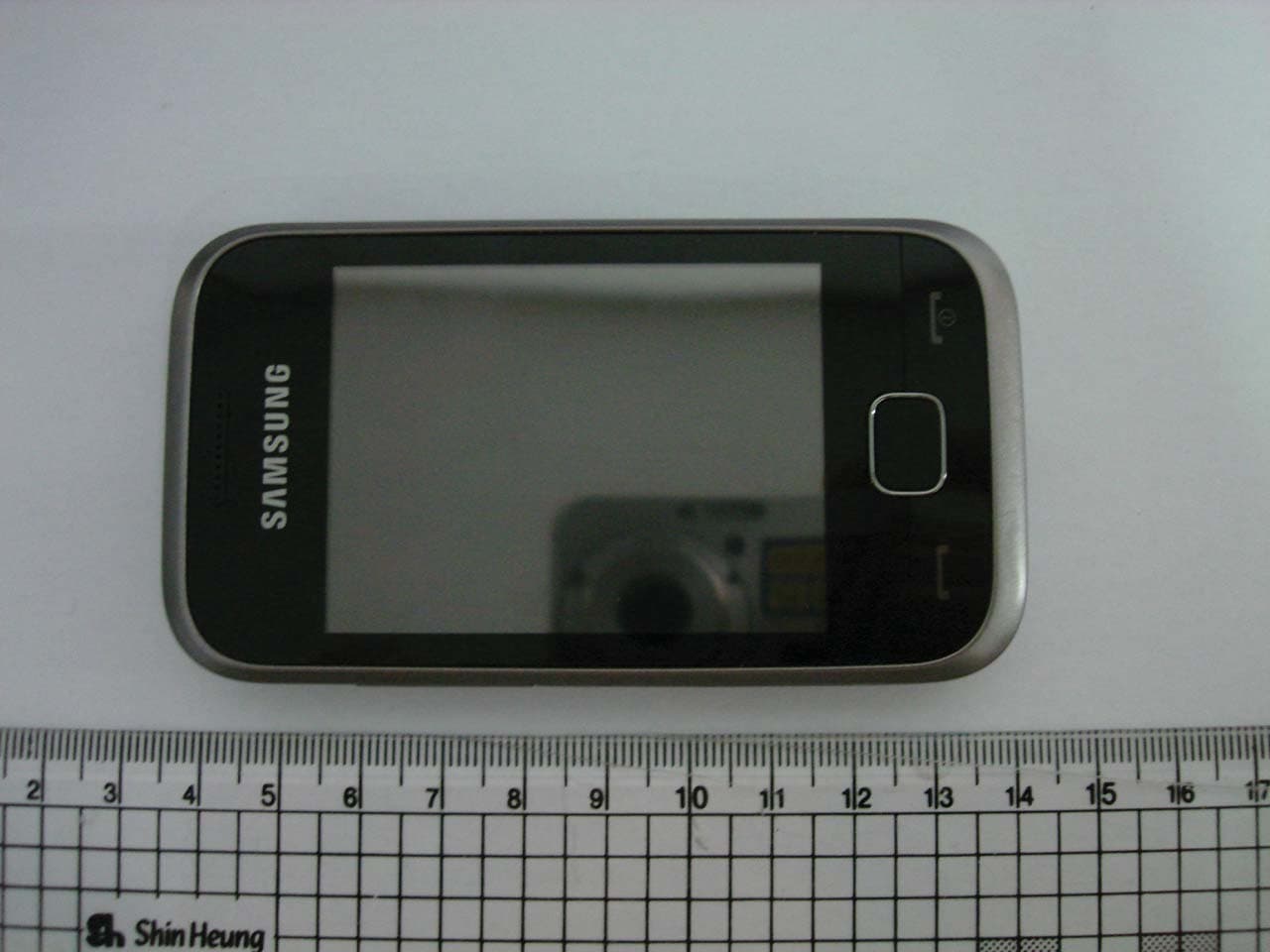 Cellular/PCS GSM Phone with Bluetooth - FCC ID A3LGTC3310 - Samsung Electronics Co Ltd (4)