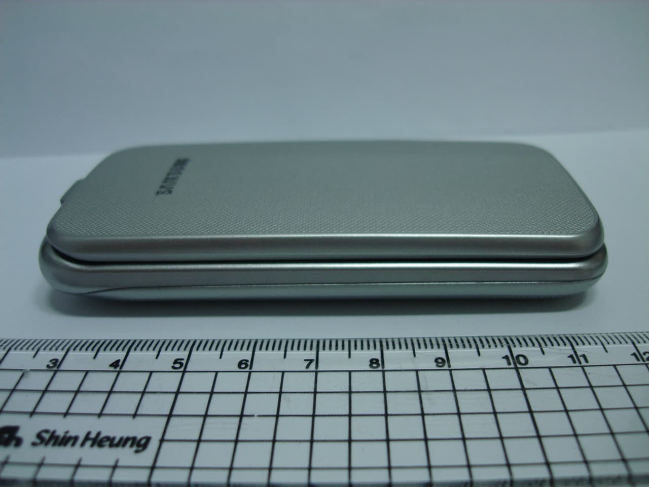 Cellular/PCS GSM Phone with Bluetooth - FCC ID A3LGTC3520 - Samsung Electronics Co Ltd (3)