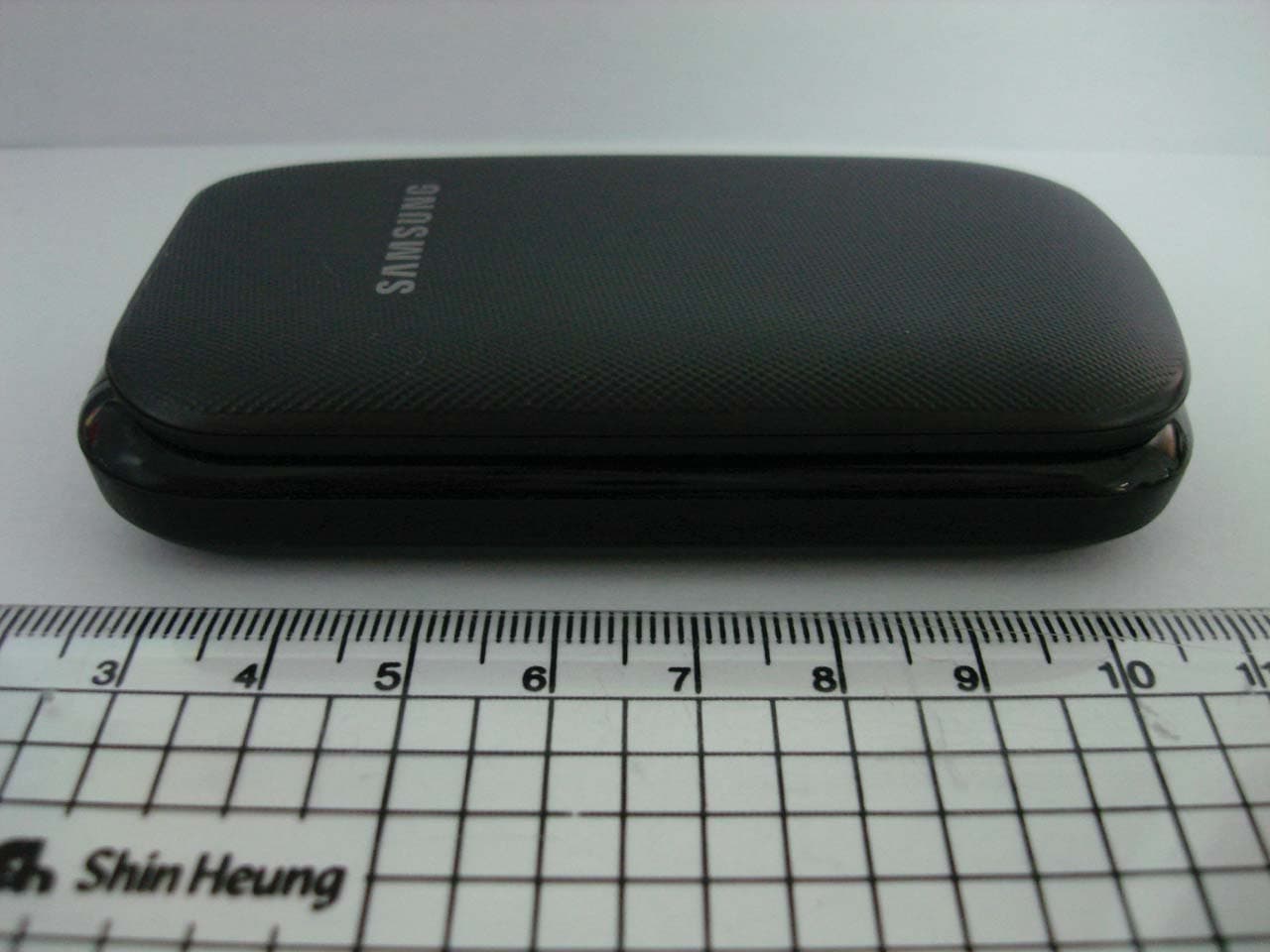 Cellular/PCS GSM Phone - FCC ID A3LGTE1195L - Samsung Electronics Co Ltd (4)