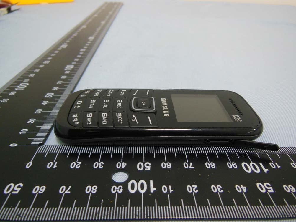 MOBILE PHONE - FCC ID A3LGTE1205Q - Samsung Electronics Co Ltd (4)