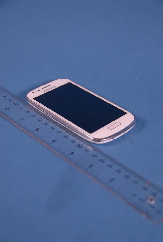 Cellular/ PCS GSM/ EDGE and PCS WCDMA Phone with WLAN and Bluetooth - FCC ID A3LGTI8190 - Samsung Electronics Co Ltd (2)