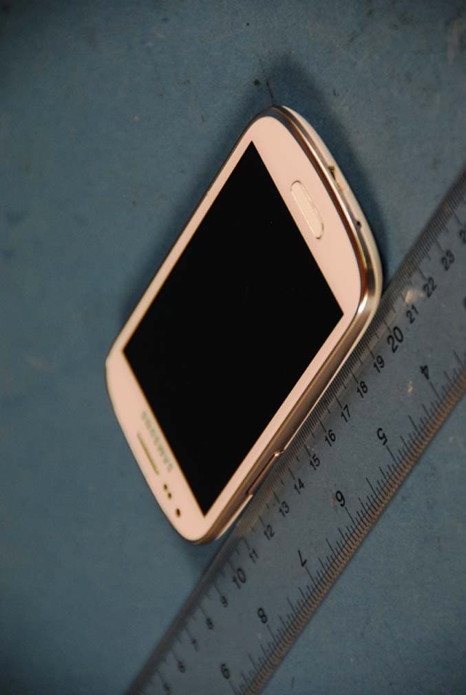 Cellular/ PCS GSM/ EDGE/ WCDMA Phone with WLAN, Bluetooth and RFID - FCC ID A3LGTI8190T - Samsung Electronics Co Ltd (2)