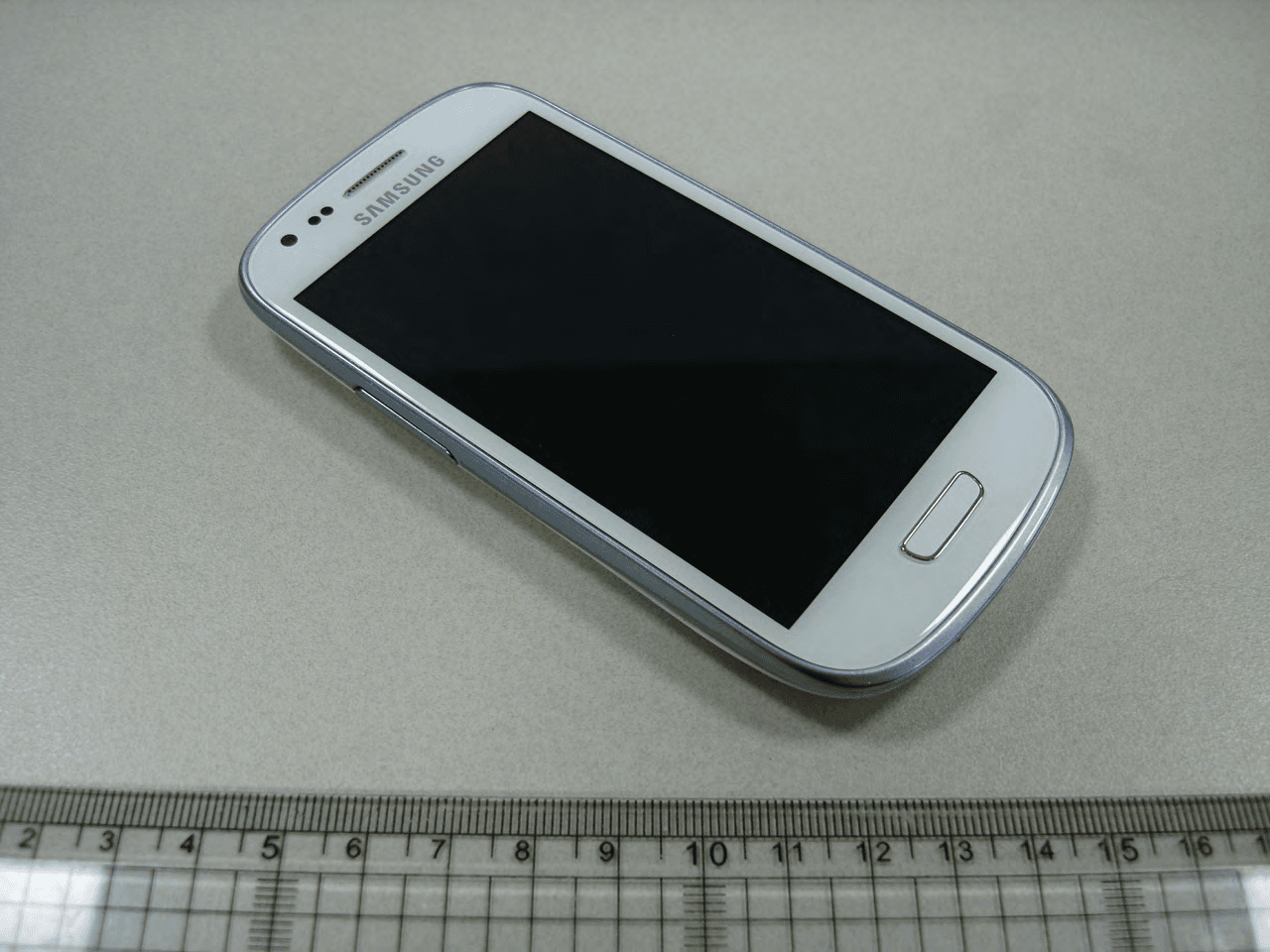 Cellular/PCS GSM and PCS WCDMA Phone with WLAN and Bluetooth - FCC ID A3LGTI8200 - Samsung Electronics Co Ltd (2)