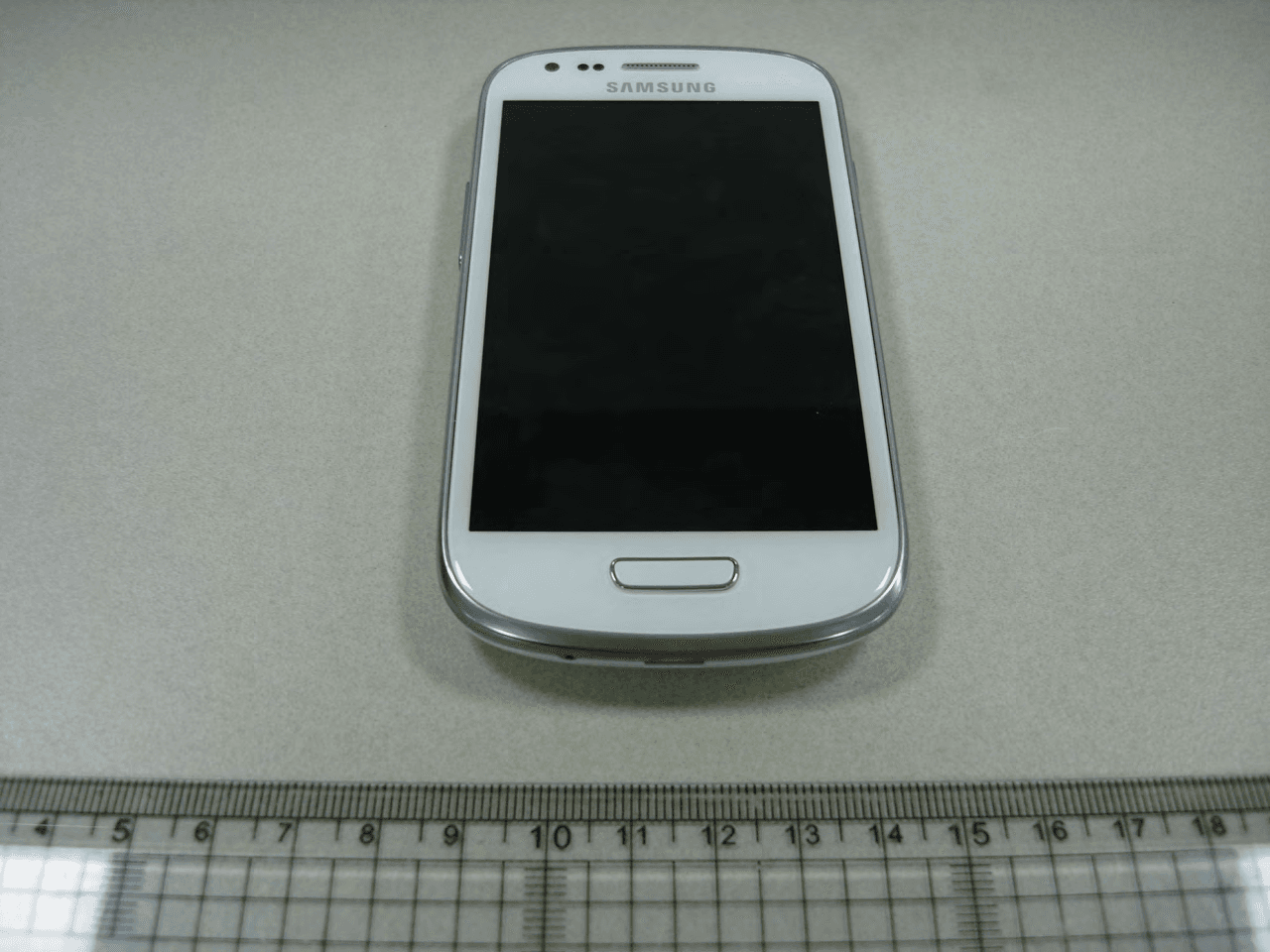 Portable Handset w/ Multi-Band GSM, WCDMA, BT, WLAN & RFID - FCC ID A3LGTI8200N - Samsung Electronics Co Ltd (4)
