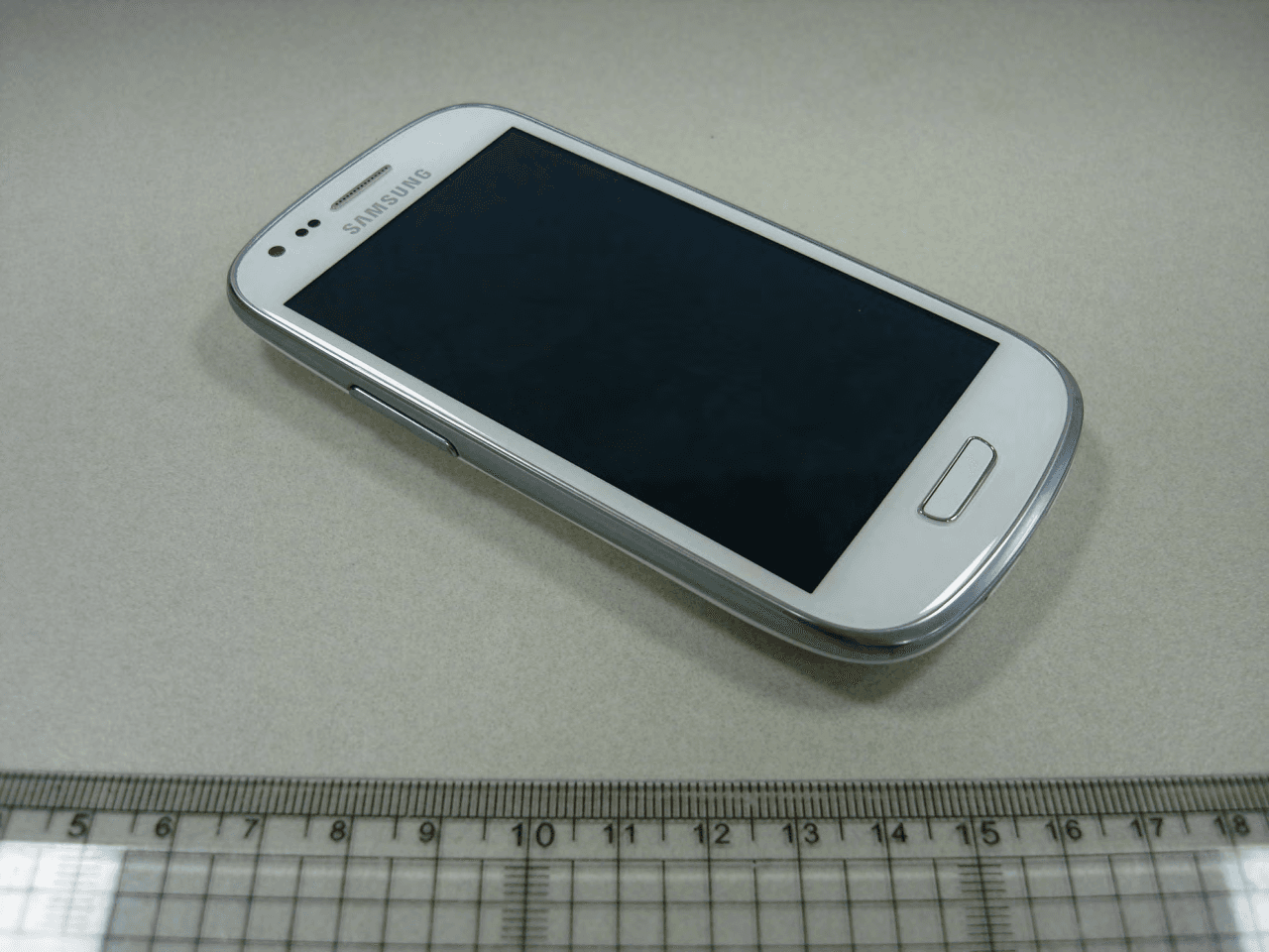 Portable Handset w/ Multi-Band GSM, WCDMA, BT, WLAN & RFID - FCC ID A3LGTI8200N - Samsung Electronics Co Ltd (5)