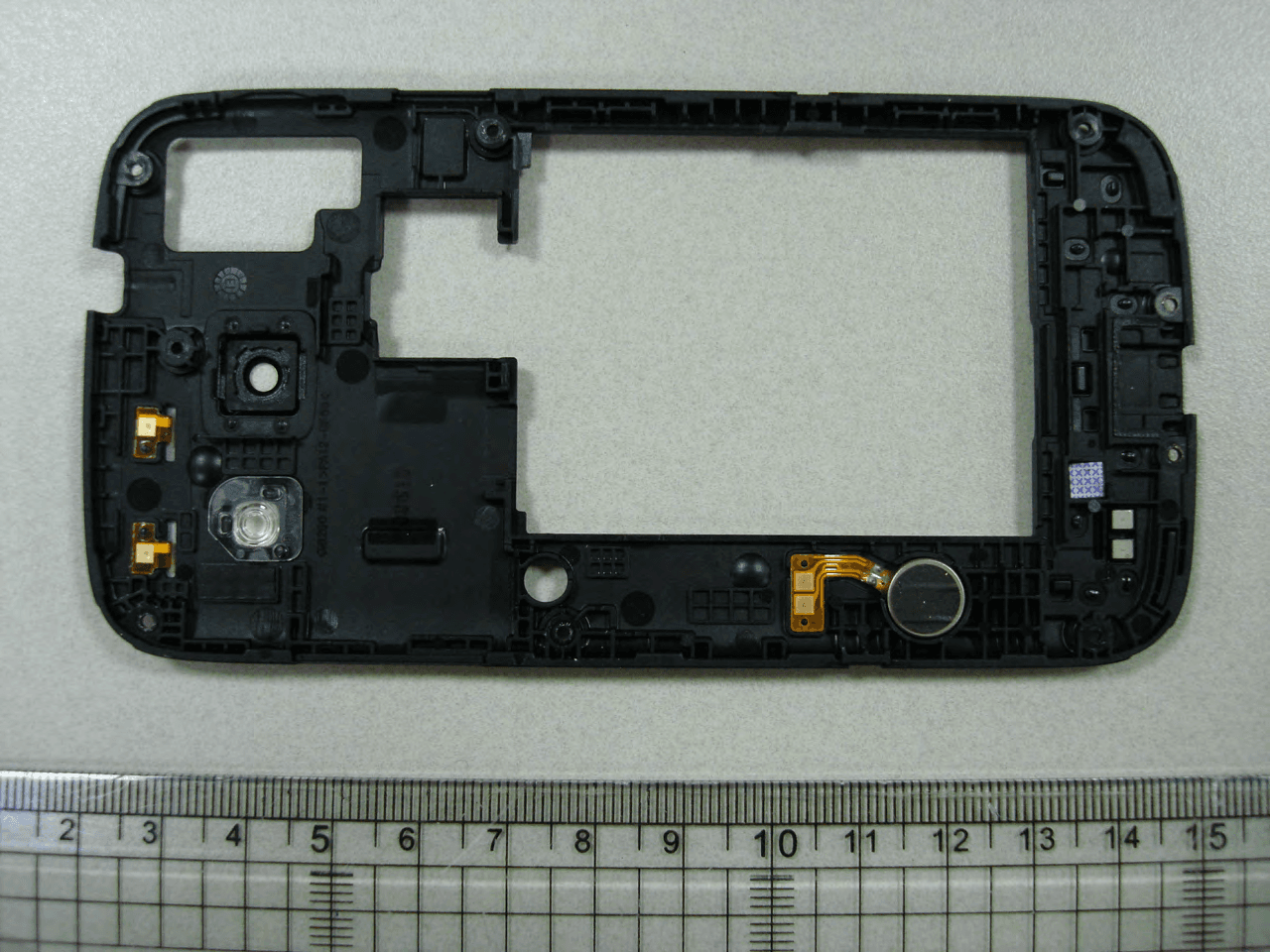 Cellular/PCS GSM and PCS WCDMA Phone with WLAN and Bluetooth - FCC ID A3LGTI8260E - Samsung Electronics Co Ltd (5)