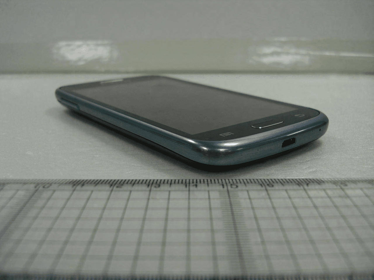Portable Handset - FCC ID A3LGTI8262D - Samsung Electronics Co Ltd (3)