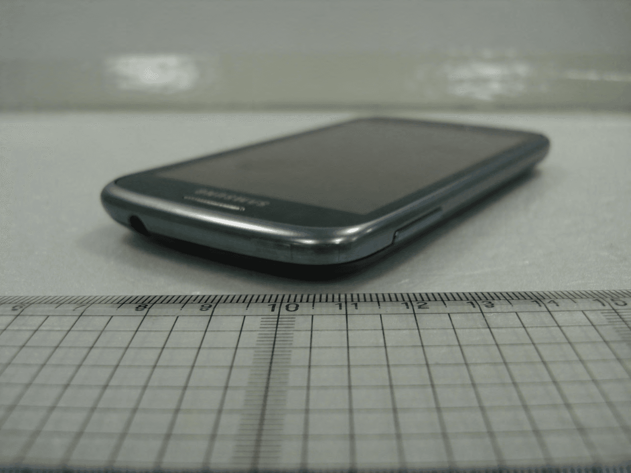 Portable Handset - FCC ID A3LGTI8262D - Samsung Electronics Co Ltd (4)