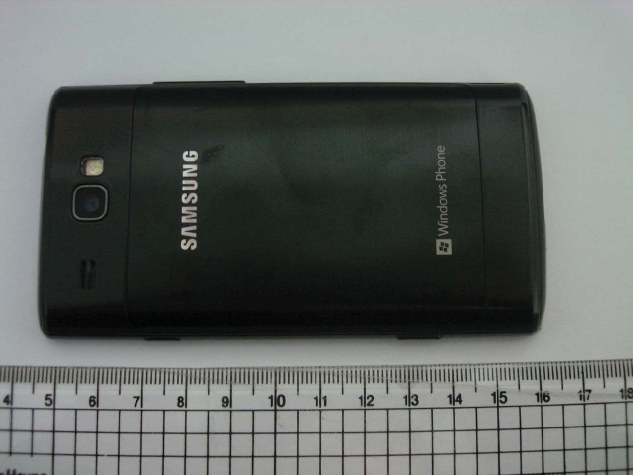 Cellular/PCS GSM/EDGE Phone with WLAN and Bluetooth - FCC ID A3LGTI8350 - Samsung Electronics Co Ltd (1)