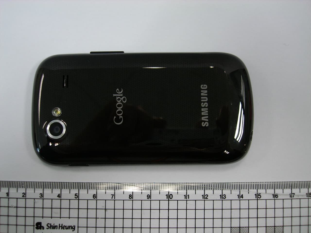 Cellular/PCS WCDMA/GSM/EDGE Phone with WLAN, RFID and Bluetooth - FCC ID A3LGTI9020A - Samsung Electronics Co Ltd (5)