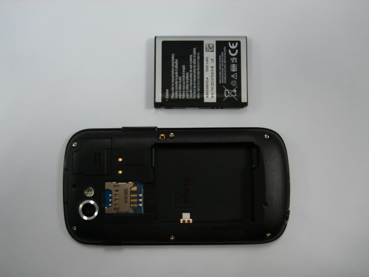 Cellular/PCS WCDMA/GSM/EDGE Phone with WLAN, RFID and Bluetooth - FCC ID A3LGTI9020A - Samsung Electronics Co Ltd (4)