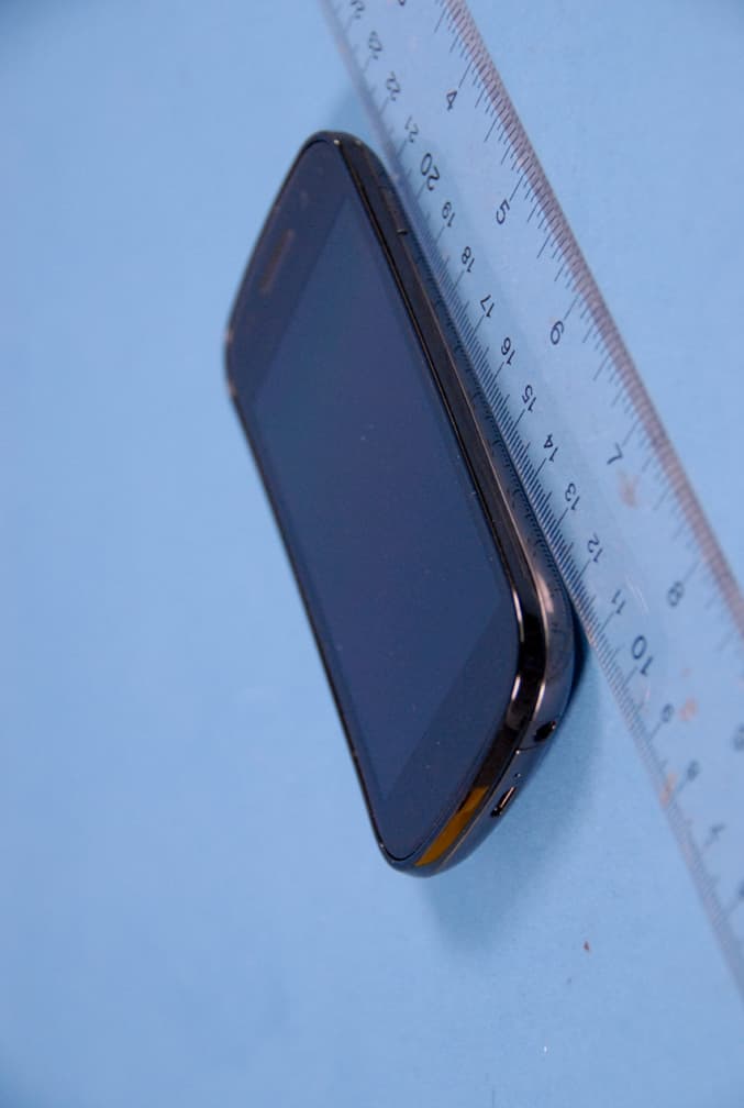 Cellular/PCS GSM/EDGE and AWS WCDMA Phone with WLAN and Bluetooth - FCC ID A3LGTI9020T - Samsung Electronics Co Ltd (4)