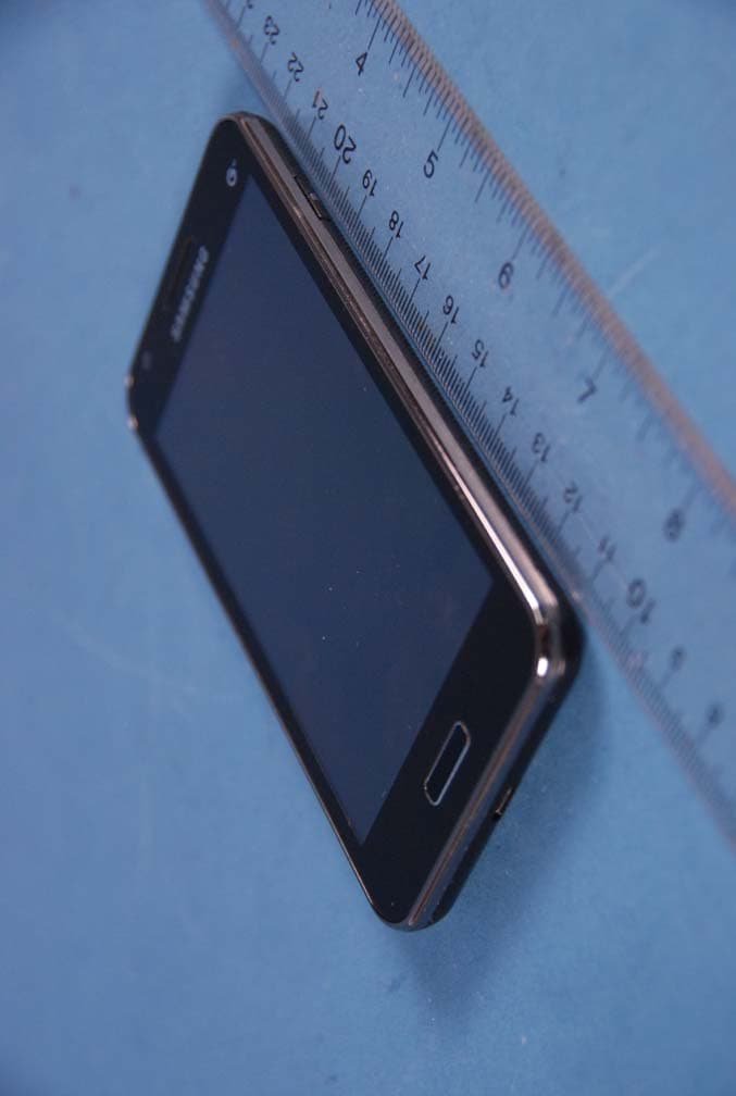 PCS GSM/EDGE Phone with WLAN and Bluetooth - FCC ID A3LGTI9050 - Samsung Electronics Co Ltd (1)