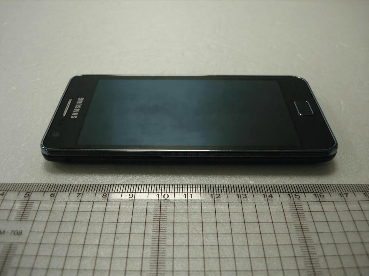 Mobile Phone - FCC ID A3LGTI9105P - Samsung Electronics Co Ltd (1)