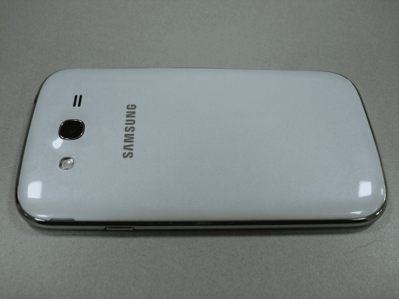 Mobile Phone - FCC ID A3LGTI9168I - Samsung Electronics Co Ltd (2)