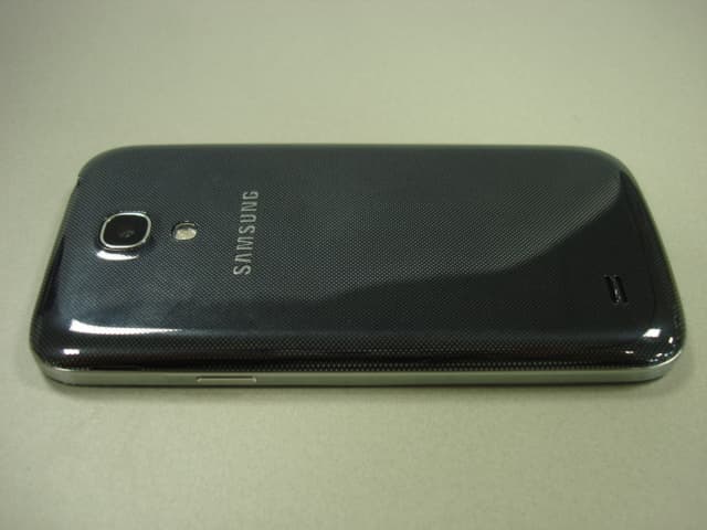 Portable Handset with Multi-band GSM/EDGE/WCDMA, LTE, WLAN, Bluetooth and RFID - FCC ID A3LGTI9195L - Samsung Electronics Co Ltd (1)
