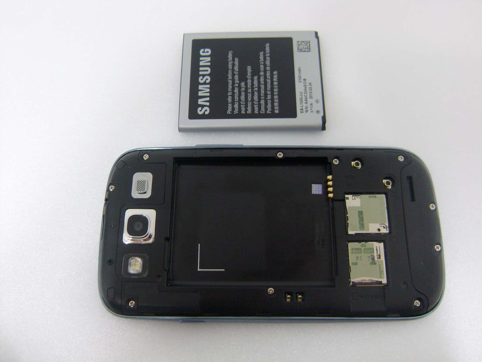 Cellular/ PCS GSM/ EDGE/ WCDMA Phone with WLAN, Bluetooth and RFID - FCC ID A3LGTI9300A - Samsung Electronics Co Ltd (4)