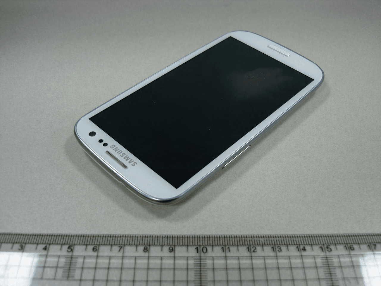 Cellular/PCS GSM/EDGE/WCDMA Phone with WLAN, Bluetooth and RFID - FCC ID A3LGTI9300I - Samsung Electronics Co Ltd (1)