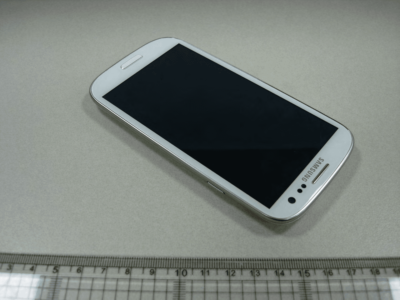 Cellular/PCS GSM/EDGE/UMTS Phone with WLAN and Bluetooth - FCC ID A3LGTI9300IN - Samsung Electronics Co Ltd (4)
