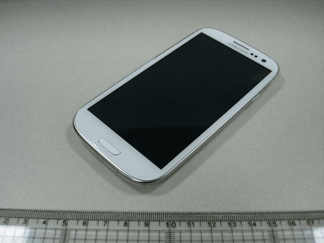 Cellular/PCS GSM/EDGE/UMTS Phone with WLAN and Bluetooth - FCC ID A3LGTI9300IN - Samsung Electronics Co Ltd (5)