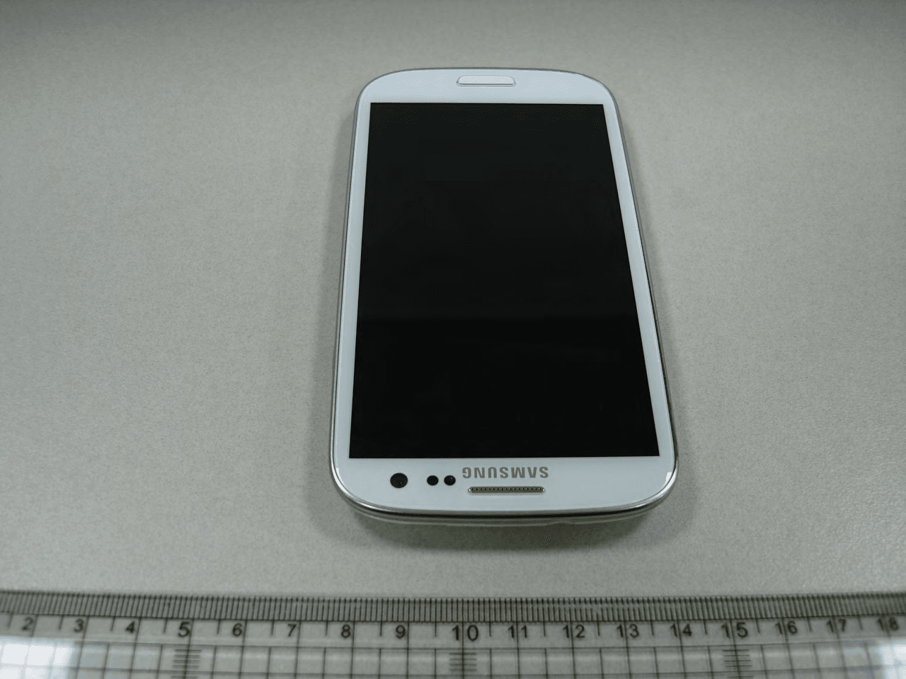 Cellular/PCS GSM/EDGE/UMTS Phone with WLAN and Bluetooth - FCC ID A3LGTI9300IN - Samsung Electronics Co Ltd (3)
