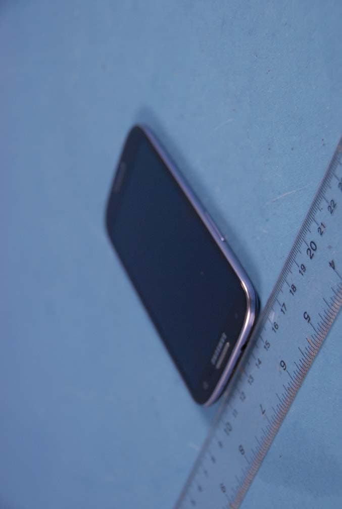 Cellular/PCS GSM/EDGE and Cellular WCDMA Phone with WLAN, Bluetooth and RFID - FCC ID A3LGTI9305 - Samsung Electronics Co Ltd (3)