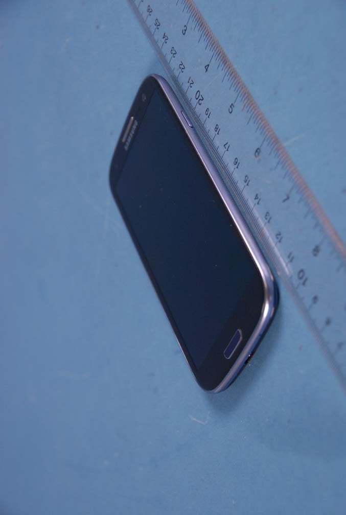 Cellular/PCS GSM/EDGE and Cellular WCDMA Phone with WLAN, Bluetooth and RFID - FCC ID A3LGTI9305 - Samsung Electronics Co Ltd (1)