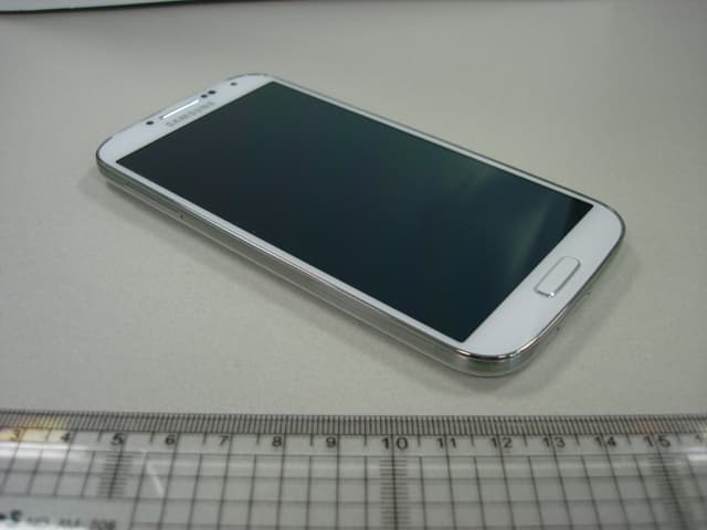 Multi-Band GSM/EDGE/LTE/WCDMA Phone with WLAN, Bluetooth and RFID - FCC ID A3LGTI9507 - Samsung Electronics Co Ltd (5)
