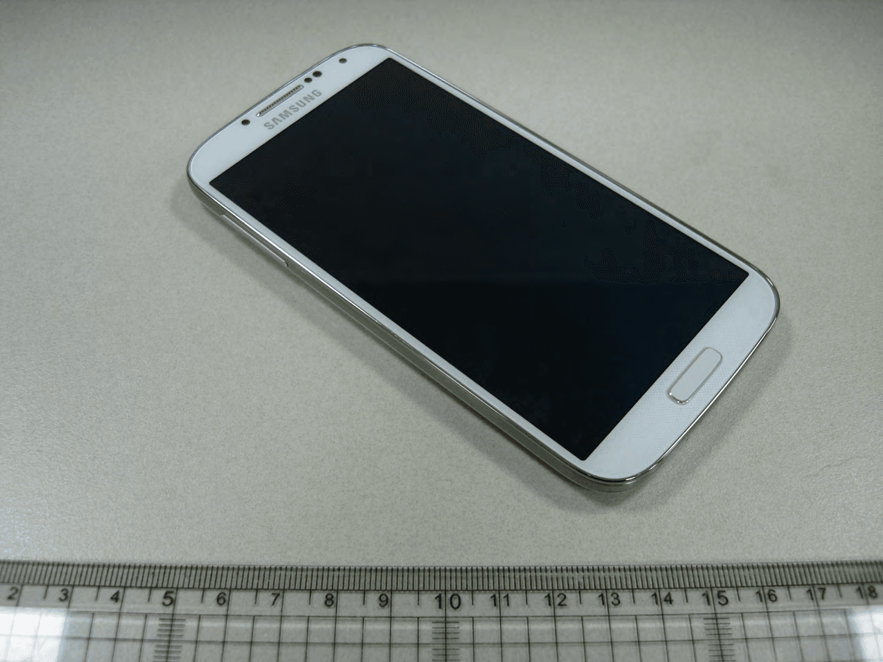Multi-band GSM/EDGE/WCDMA/LTE Phone with WLAN, Bluetooth and RFID - FCC ID A3LGTI9507V - Samsung Electronics Co Ltd (5)