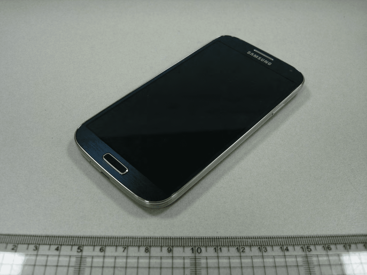Multi-band GSM/EDGE/WCDMA/LTE Phone with WLAN, Bluetooth, RFID and ANT+ - FCC ID A3LGTI9515 - Samsung Electronics Co Ltd (5)