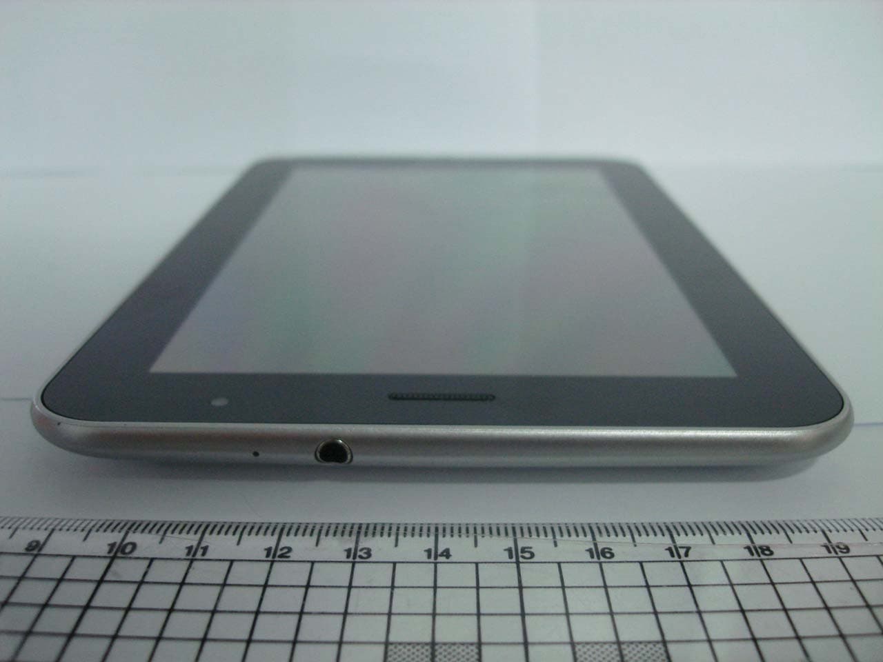 Tablet with 802.11abgn, BT3.0 - FCC ID A3LGTP6200 - Samsung Electronics Co Ltd (3)