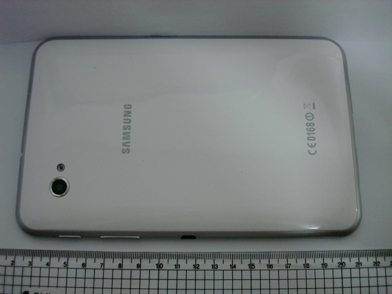 Tablet with 802.11abgn, BT3.0 - FCC ID A3LGTP6210 - Samsung Electronics Co Ltd (4)