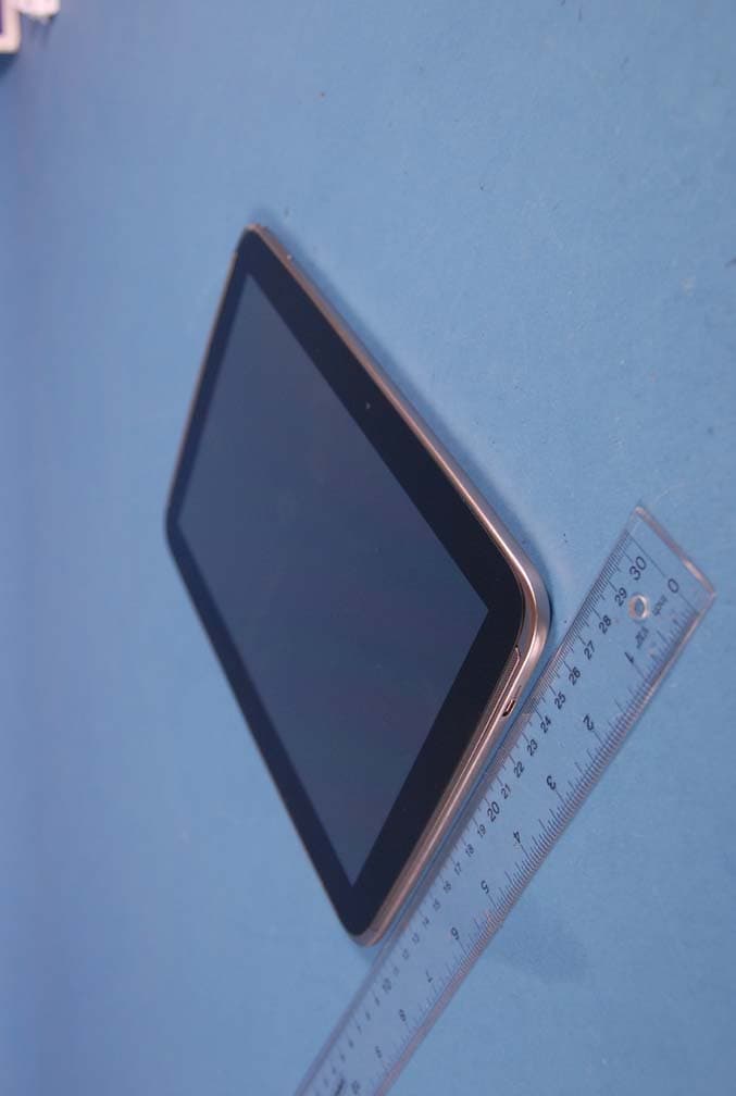 Portable Tablet Computer with WLAN, RFID and Bluetooth - FCC ID A3LGTP8110 - Samsung Electronics Co Ltd (1)