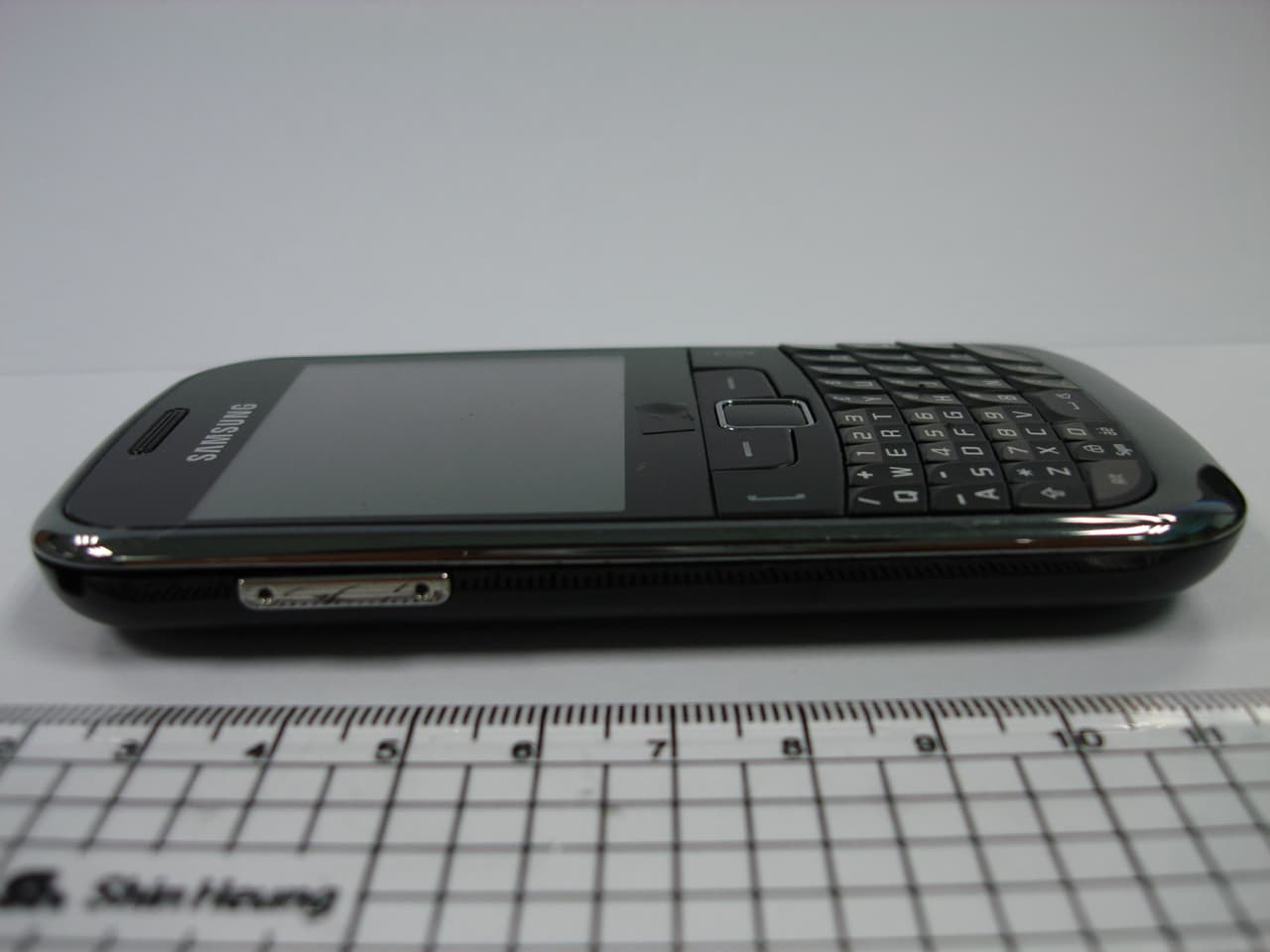 Cellular/PCS GSM Phone with WLAN and Bluetooth - FCC ID A3LGTS3350 - Samsung Electronics Co Ltd (2)