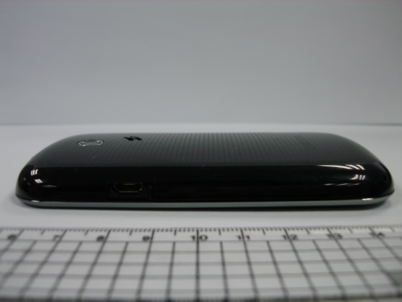 Cellular/PCS GSM Phone with WLAN and Bluetooth - FCC ID A3LGTS3350 - Samsung Electronics Co Ltd (4)