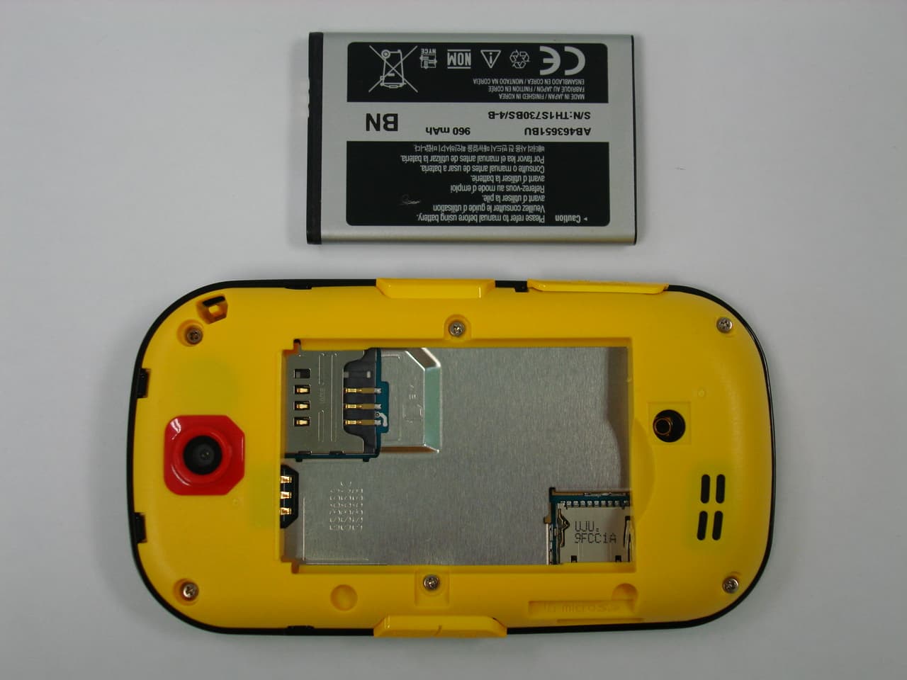 Cellular/PCS GSM/EDGE Phone with WLAN and Bluetooth - FCC ID A3LGTS3650W - Samsung Electronics Co Ltd (3)