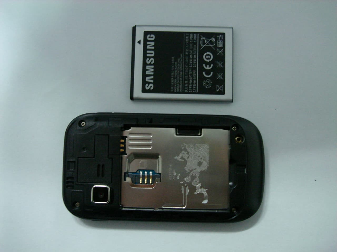 850/1900 GSM/GPRS/WCDMA Phone - FCC ID A3LGTS3770L - Samsung Electronics Co Ltd (3)