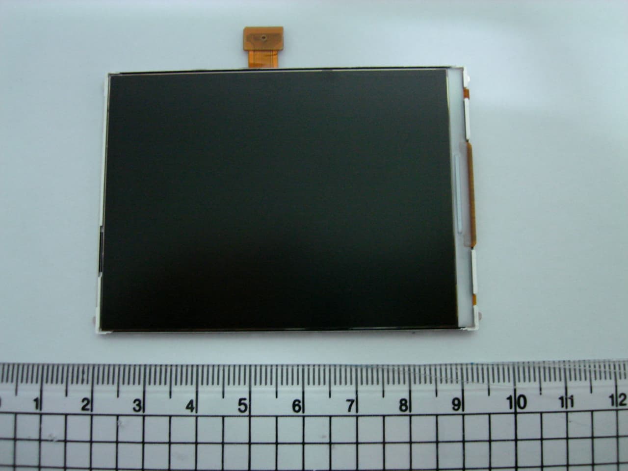 Cellular/PCS GSM Phone with WLAN and Bluetooth - FCC ID A3LGTS3850 - Samsung Electronics Co Ltd (4)